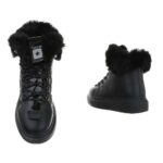 Karvase voodriga mustad nööritud talvesaapad